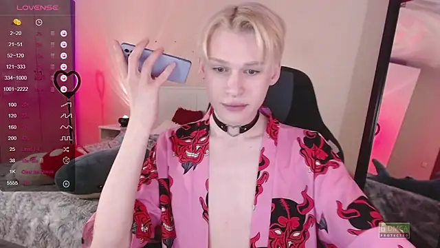 Snapshot of rainbow__salt chatting on 25, 12, 2024 rainbow salt online show from 25, 12, 2024