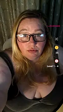 Snapshot of Iceprincess2bad4u chatting on 10, 7, 2026 Iceprincess2bad4u online show from 10, 7, 2026
