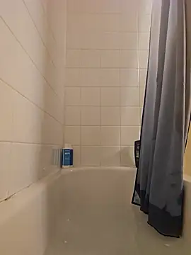 dulcetnukem online show from 5, 3, 2026