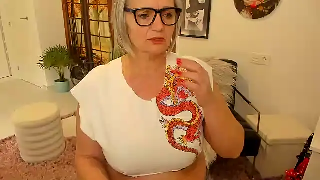 Snapshot of Milf-Ella chatting on 24, 2, 2025 Milf-Ella online show from 24, 2, 2025