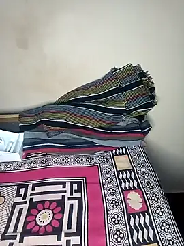 Sweet-Berry online show from 20, 1, 2025