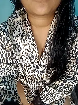 Sweet-Berry online show from 12, 3, 2025