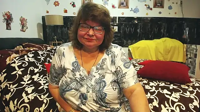 Snapshot of SweetMommaX chatting on 15, 3, 2026 SweetMommaX online show from 15, 3, 2026