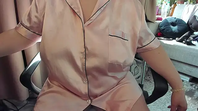 Anita-boobs online show from 12, 4, 2026