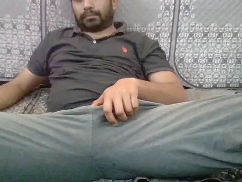 Snapshot of redvelvet_4 chatting on 16, 2, 2025 redvelvet 4 online show from 16, 2, 2025