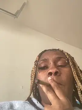 Foreignthababyy online show from 3, 12, 2025