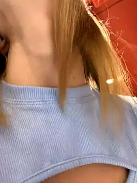 -AngelAri- online show from 8, 11, 2025