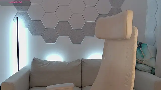 novaforyou1 online show from 8, 12, 2024