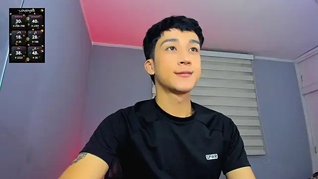 tom Howard online show from 6, 11, 2025