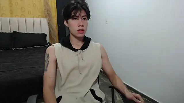 Snapshot of Elio-cam chatting on 11, 12, 2024 Elio-cam online show from 11, 12, 2024