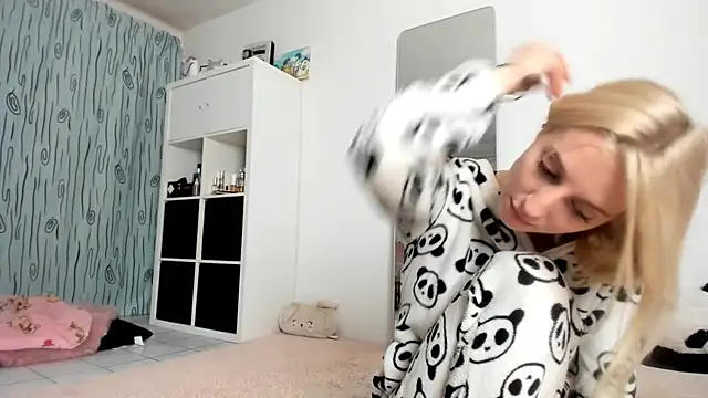 KenzieDawton online show from 6, 10, 2025