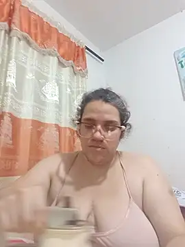 karlythothxh online show from 6, 8, 2026