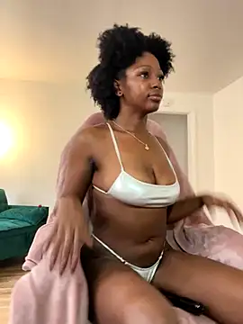 Snapshot of mochamimi chatting on 29, 10, 2025 mochamimi online show from 29, 10, 2025