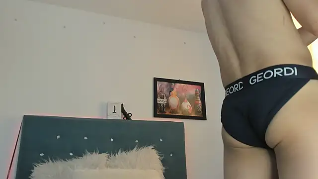 Max and Peter online show from 7, 3, 2025