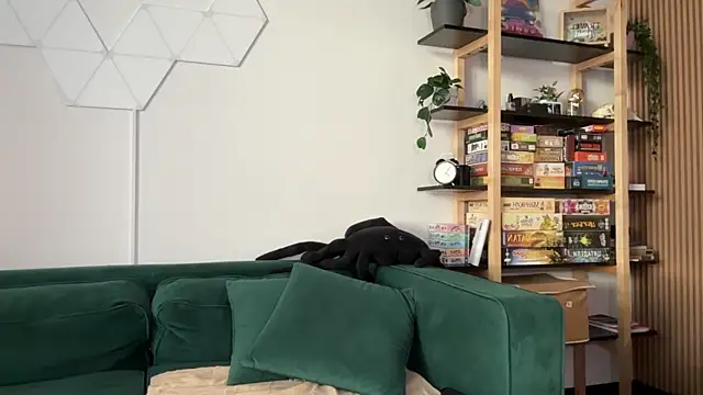 KeokiStar  online show from 23, 6, 2026