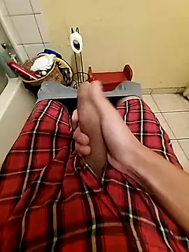 Snapshot of Bigstiffyuh chatting on 7, 11, 2025 Bigstiffyuh online show from 7, 11, 2025