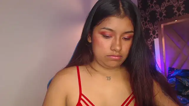 ChantalPetit online show from 8, 11, 2025