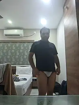 Snapshot of kaustubh45 chatting on 2, 1, 2025 kaustubh45 online show from 2, 1, 2025