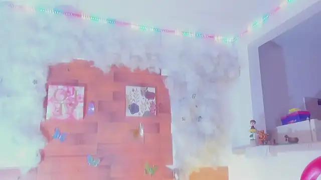 kelly thomson online show from 27, 2, 2025