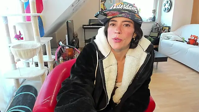 Snapshot of tinny_williams chatting on 10, 9, 2025 tinny williams online show from 10, 9, 2025