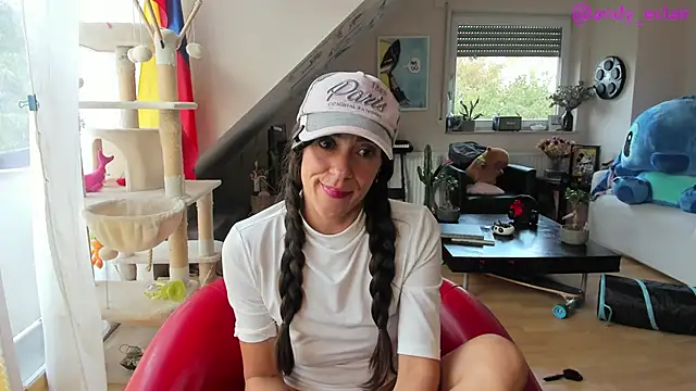 Snapshot of tinny_williams chatting on 5, 10, 2025 tinny williams online show from 5, 10, 2025