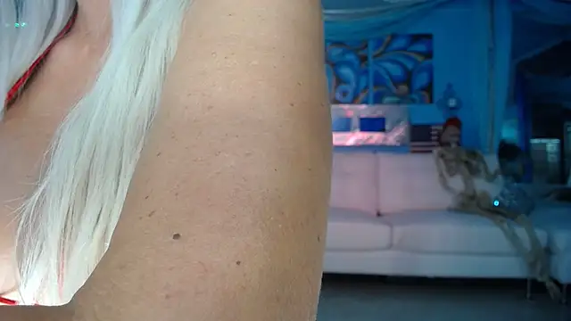 ADRIANNA FOX online show from 15, 3, 2025