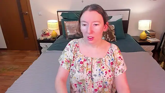 CatherineWalls online show from 15, 2, 2026