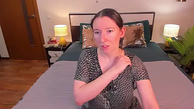CatherineWalls online show from 26, 5, 2026