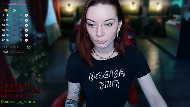 MaxPhoenixx online show from 12, 6, 2026