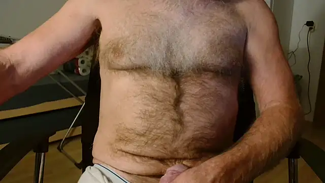 Snapshot of lumpi99 chatting on 17, 10, 2025 lumpi99 online show from 17, 10, 2025