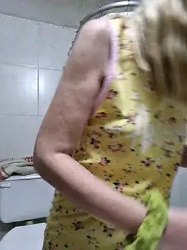 1Sweetnina online show from 4, 12, 2025