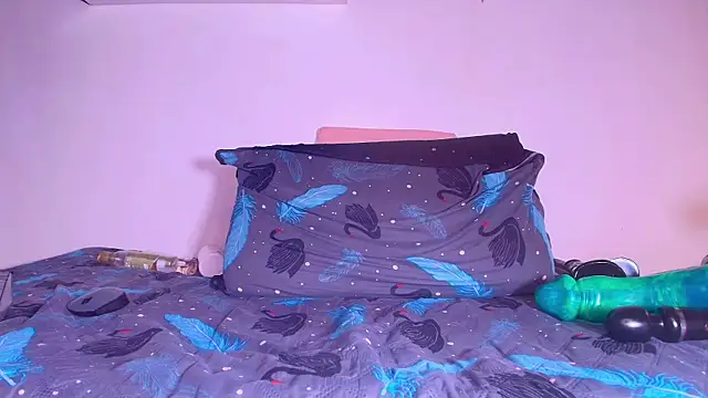 alexaa walker online show from 5, 2, 2025