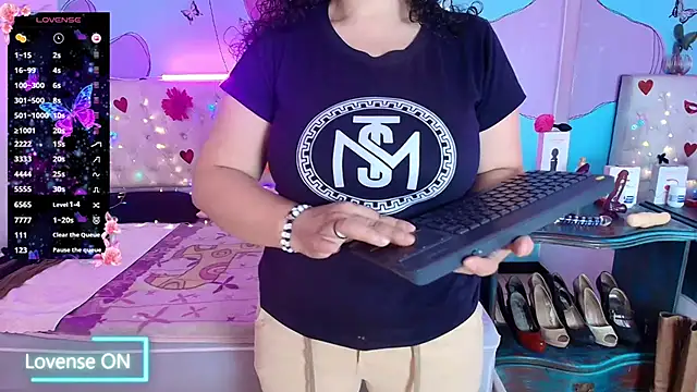 Zaly mature online show from 20, 7, 2026
