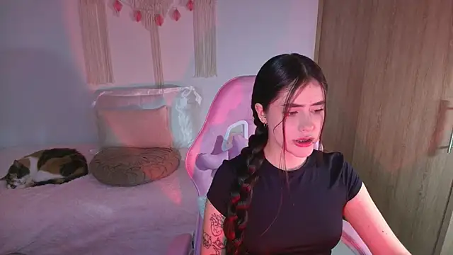 Snapshot of iriswest_ chatting on 19, 2, 2026 iriswest online show from 19, 2, 2026