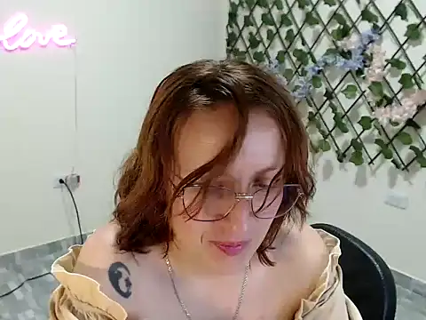 kittykalor09 online show from 18, 4, 2026