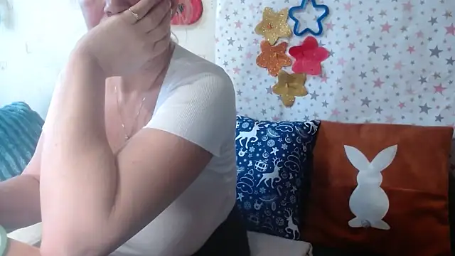 QueenLana online show from 14, 12, 2025