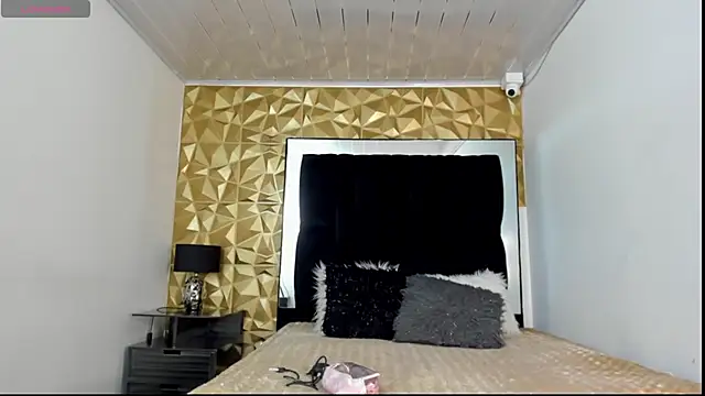 danaythamara1 online show from 10, 3, 2025