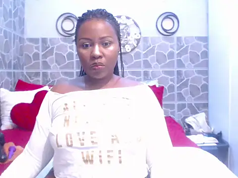 THREEHOLESPLEASURE99 online show from 4, 10, 2025