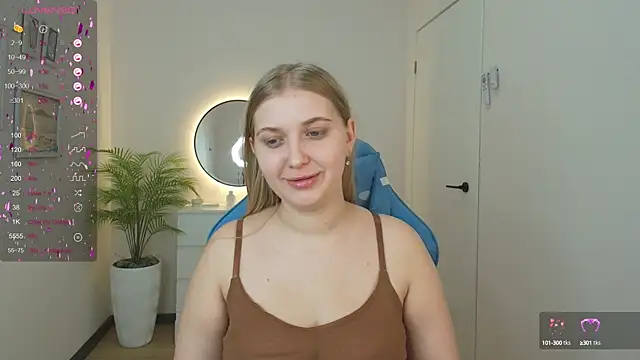 Adr1ana  online show from 1, 2, 2025