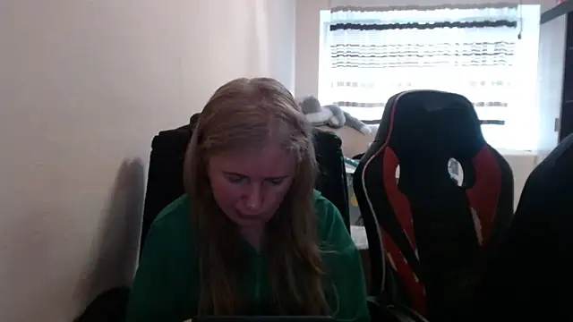 PeterAndJen online show from 17, 4, 2026