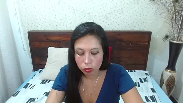 Snapshot of NikkieMilky chatting on 26, 2, 2025 NikkieMilky online show from 26, 2, 2025