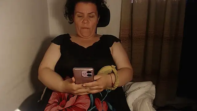 Snapshot of agathamiller01 chatting on 15, 7, 2026 agathamiller01 online show from 15, 7, 2026