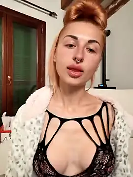 kylie blck online show from 16, 3, 2025