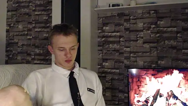 Snapshot of andrew_bjorn chatting on 4, 11, 2025 andrew bjorn online show from 4, 11, 2025