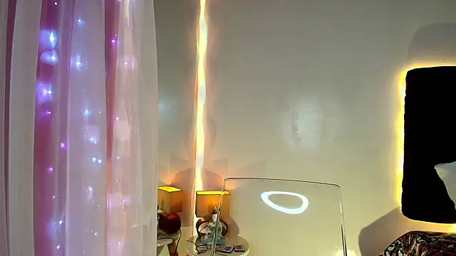 lorrayne  online show from 28, 3, 2026