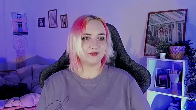 AsheLucker online show from 6, 3, 2025