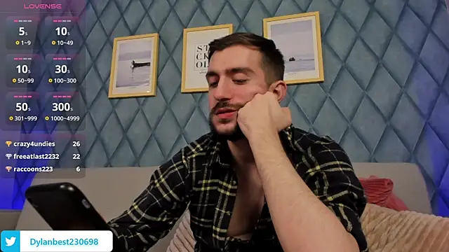 Snapshot of Dylan_Best chatting on 18, 3, 2025 Dylan Best online show from 18, 3, 2025