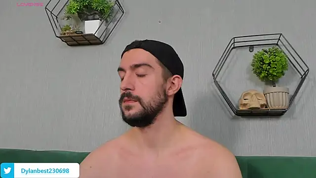 Snapshot of Dylan_Best chatting on 22, 9, 2025 Dylan Best online show from 22, 9, 2025