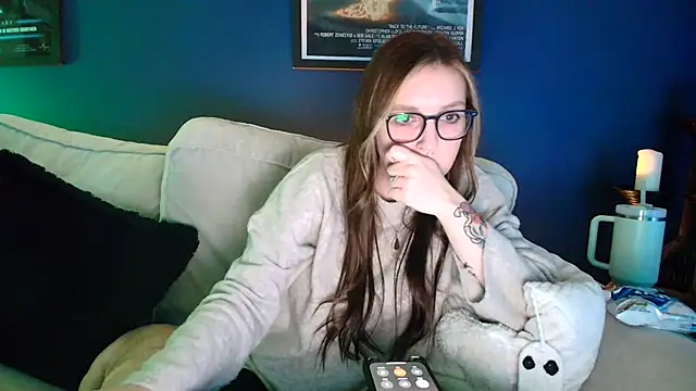 short sweetpea online show from 4, 12, 2025