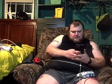 Snapshot of fatdickdaddy448 chatting on 5, 12, 2024 fatdickdaddy448 online show from 5, 12, 2024